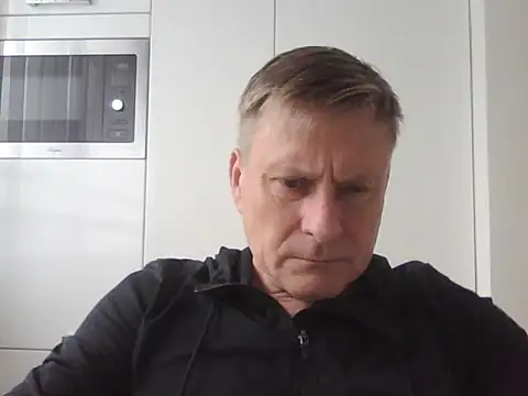 Snapshot of johnnym1 chatting on 03.14.25 johnnym1 online show from 03.14.25