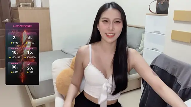 yu5888 online show from 02.17.25