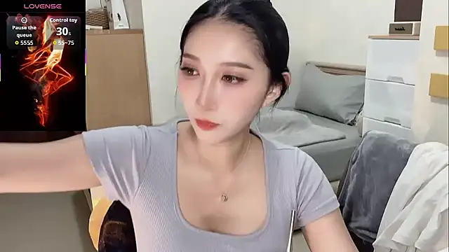 Snapshot of yu5888 chatting on 06.28.26 yu5888 online show from 06.28.26