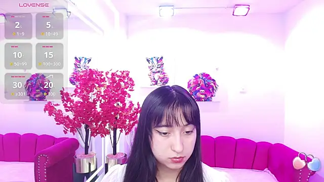 Miss dolly  online show from 08.08.26