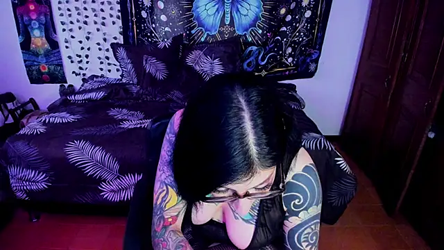Snapshot of alice_666f chatting on 06.19.26 alice 666f online show from 06.19.26