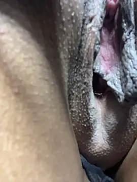 Snapshot of keirabbw chatting on 12.05.25 keirabbw online show from 12.05.25