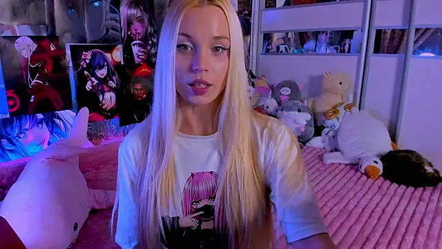 Snapshot of Cute__Pony chatting on 11.12.25 Cute Pony online show from 11.12.25