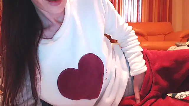 LovelyAndraGirl online show from 11.30.25