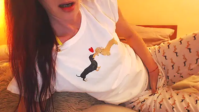 Snapshot of LovelyAndraGirl chatting on 02.07.26 LovelyAndraGirl online show from 02.07.26