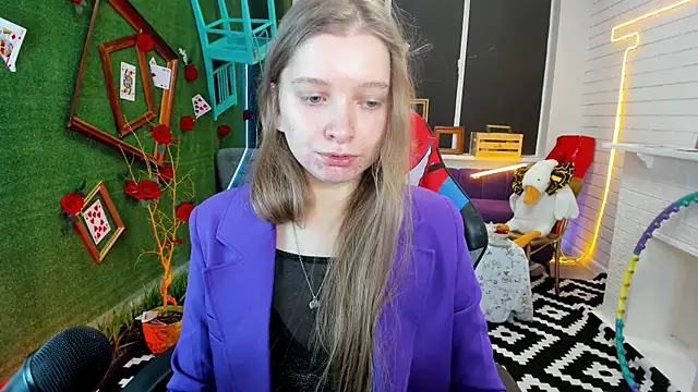 MayaSinabon online show from 02.11.25