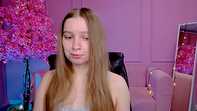 MayaSinabon online show from 02.26.25