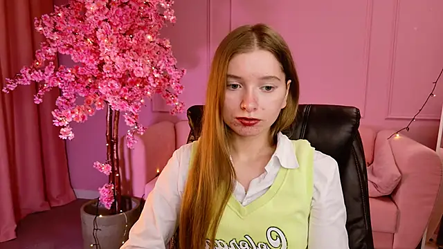 MayaSinabon online show from 03.08.25