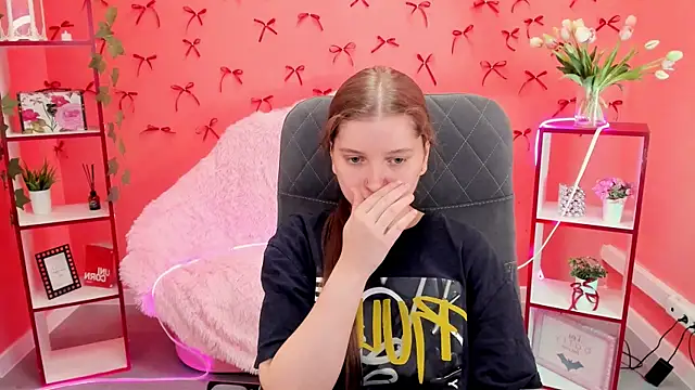 MayaSinabon online show from 09.23.25