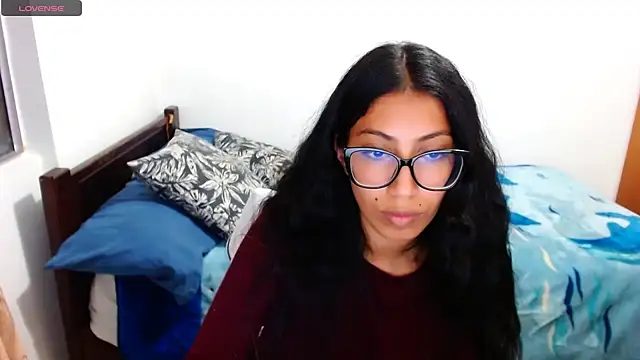 Snapshot of sofia_rosse4 chatting on 09.29.25 sofia rosse4 online show from 09.29.25