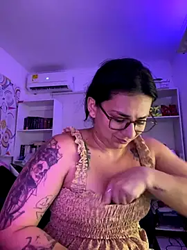Snapshot of Amarantha_666 chatting on 10.17.25 Amarantha 666 online show from 10.17.25