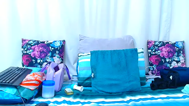 HotSmallTits online show from 11.24.25