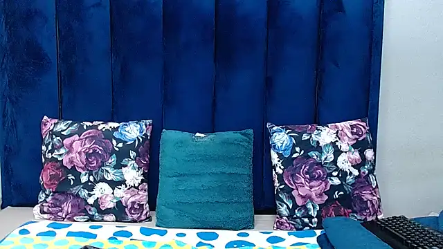 HotSmallTits online show from 06.17.26