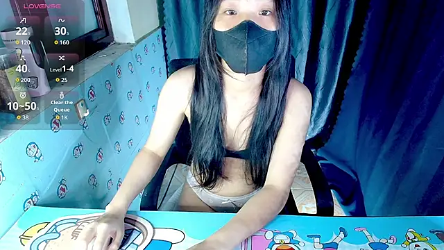   Saphia   online show from 06.04.26
