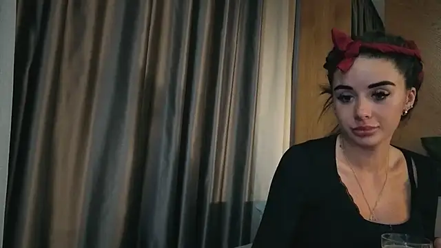 your bunnygirl online show from 10.12.25