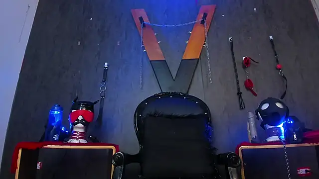 Snapshot of CharlotteScotte chatting on 01.17.25 CharlotteScotte online show from 01.17.25