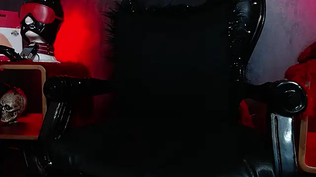 Snapshot of CharlotteScotte chatting on 02.27.25 CharlotteScotte online show from 02.27.25