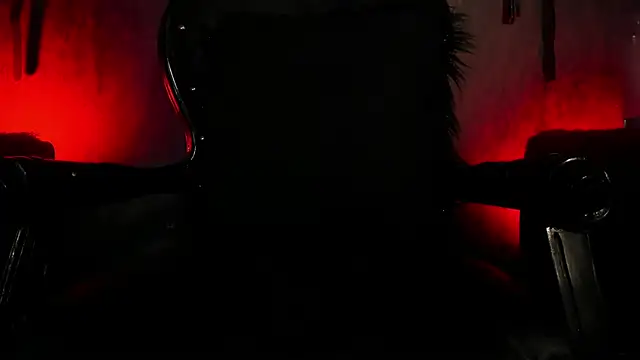 Snapshot of CharlotteScotte chatting on 03.12.25 CharlotteScotte online show from 03.12.25