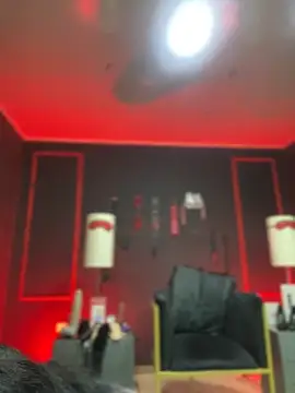 Snapshot of CharlotteScotte chatting on 10.10.25 CharlotteScotte online show from 10.10.25