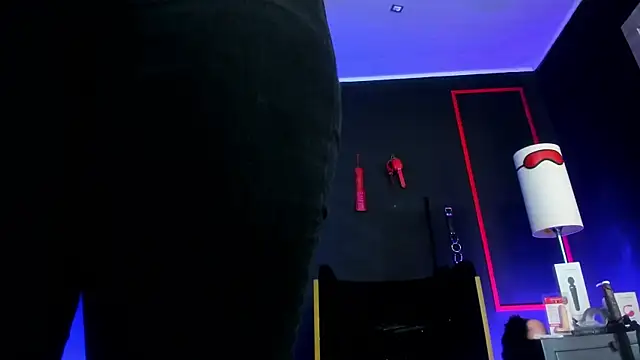 Snapshot of CharlotteScotte chatting on 11.13.25 CharlotteScotte online show from 11.13.25