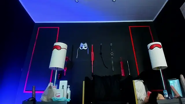 Snapshot of CharlotteScotte chatting on 12.15.25 CharlotteScotte online show from 12.15.25