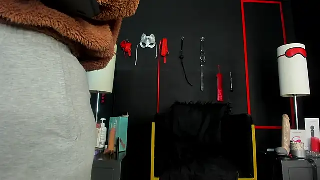 Snapshot of CharlotteScotte chatting on 01.13.26 CharlotteScotte online show from 01.13.26