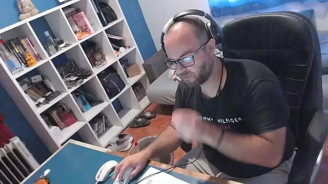 ravingr4d4 online show from 09.23.25