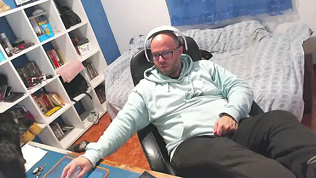 Snapshot of ravingr4d4 chatting on 02.04.26 ravingr4d4 online show from 02.04.26