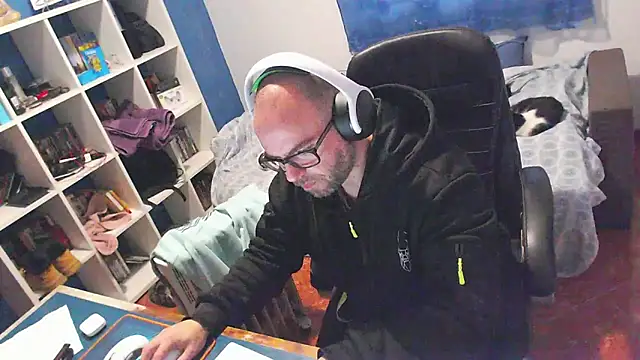 Snapshot of ravingr4d4 chatting on 02.05.26 ravingr4d4 online show from 02.05.26