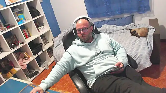 Snapshot of ravingr4d4 chatting on 02.06.26 ravingr4d4 online show from 02.06.26