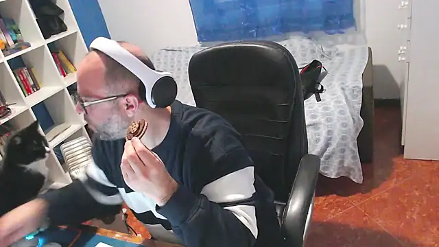 Snapshot of ravingr4d4 chatting on 02.09.26 ravingr4d4 online show from 02.09.26