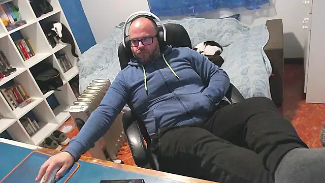 Snapshot of ravingr4d4 chatting on 02.10.26 ravingr4d4 online show from 02.10.26