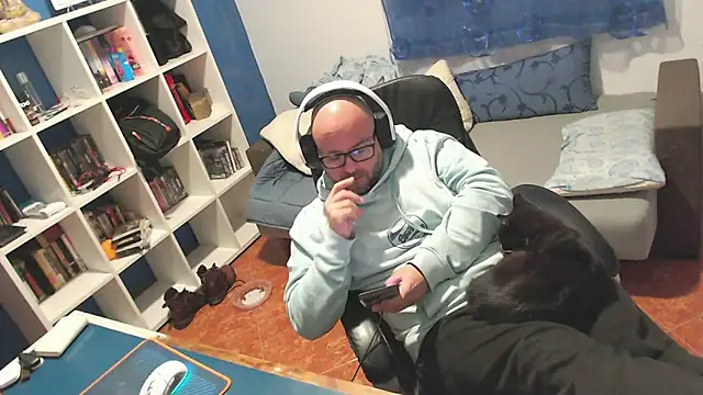 Snapshot of ravingr4d4 chatting on 03.03.26 ravingr4d4 online show from 03.03.26