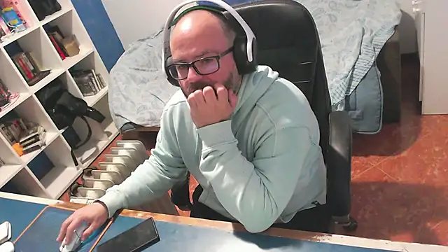 Snapshot of ravingr4d4 chatting on 03.16.26 ravingr4d4 online show from 03.16.26