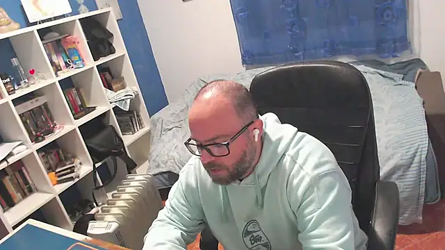 Snapshot of ravingr4d4 chatting on 03.18.26 ravingr4d4 online show from 03.18.26