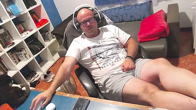 Snapshot of ravingr4d4 chatting on 06.15.26 ravingr4d4 online show from 06.15.26