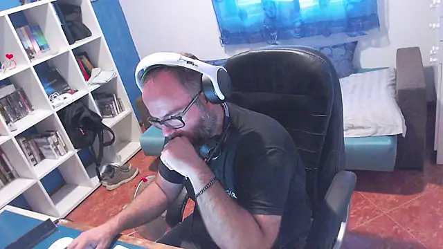 Snapshot of ravingr4d4 chatting on 07.20.26 ravingr4d4 online show from 07.20.26