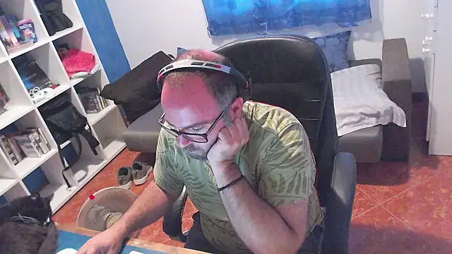 Snapshot of ravingr4d4 chatting on 07.27.26 ravingr4d4 online show from 07.27.26