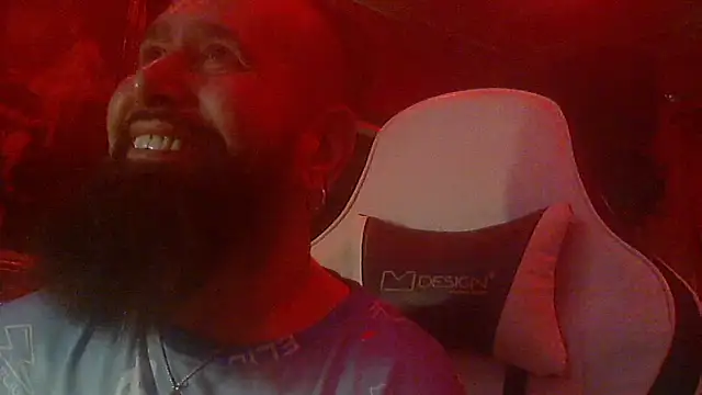 maseurbeardedpig online show from 08.02.26