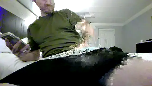 Snapshot of Tylerx9 chatting on 05.09.26 Tylerx9 online show from 05.09.26