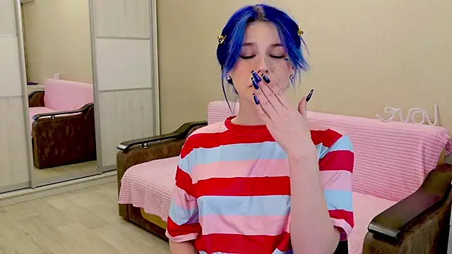 Alisa Black Star online show from 12.22.24