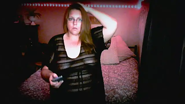 Snapshot of sexybeautifularies chatting on 09.14.25 sexybeautifularies online show from 09.14.25