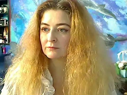 Snapshot of Helen1974 chatting on 12.11.24 Helen1974 online show from 12.11.24