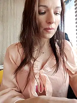 Snapshot of Brilliant-Queen1 chatting on 01.12.26 Brilliant-Queen1 online show from 01.12.26