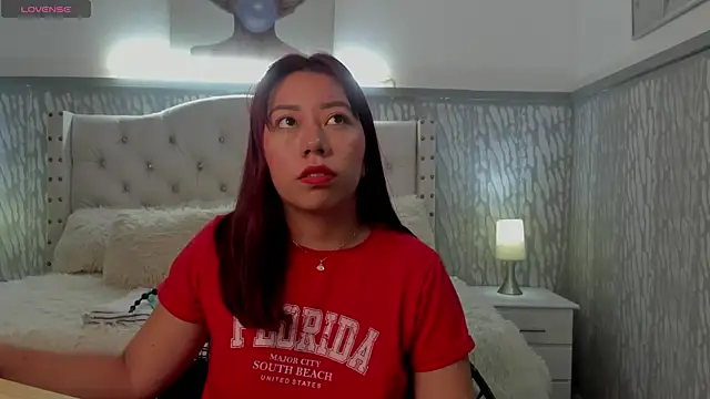 sexylaurita online show from 05.08.26