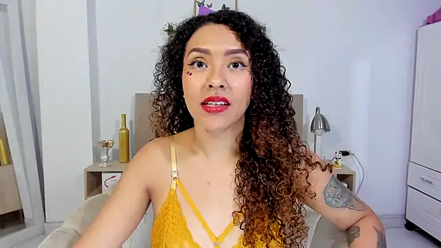Zoe Gruber online show from 06.24.26