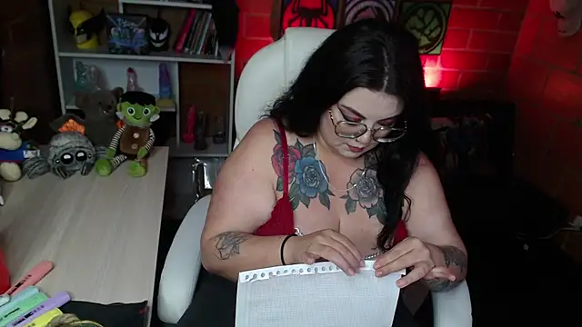 Snapshot of juliette_rd chatting on 01.07.25 juliette rd online show from 01.07.25