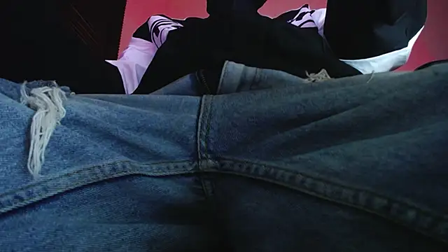 zacwatson  online show from 02.12.26