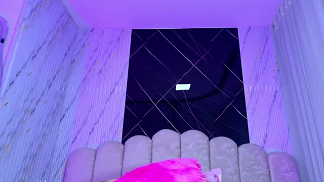 violett lo online show from 07.10.26