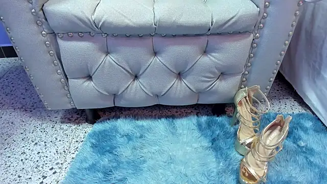 Romina017 online show from 10.18.25